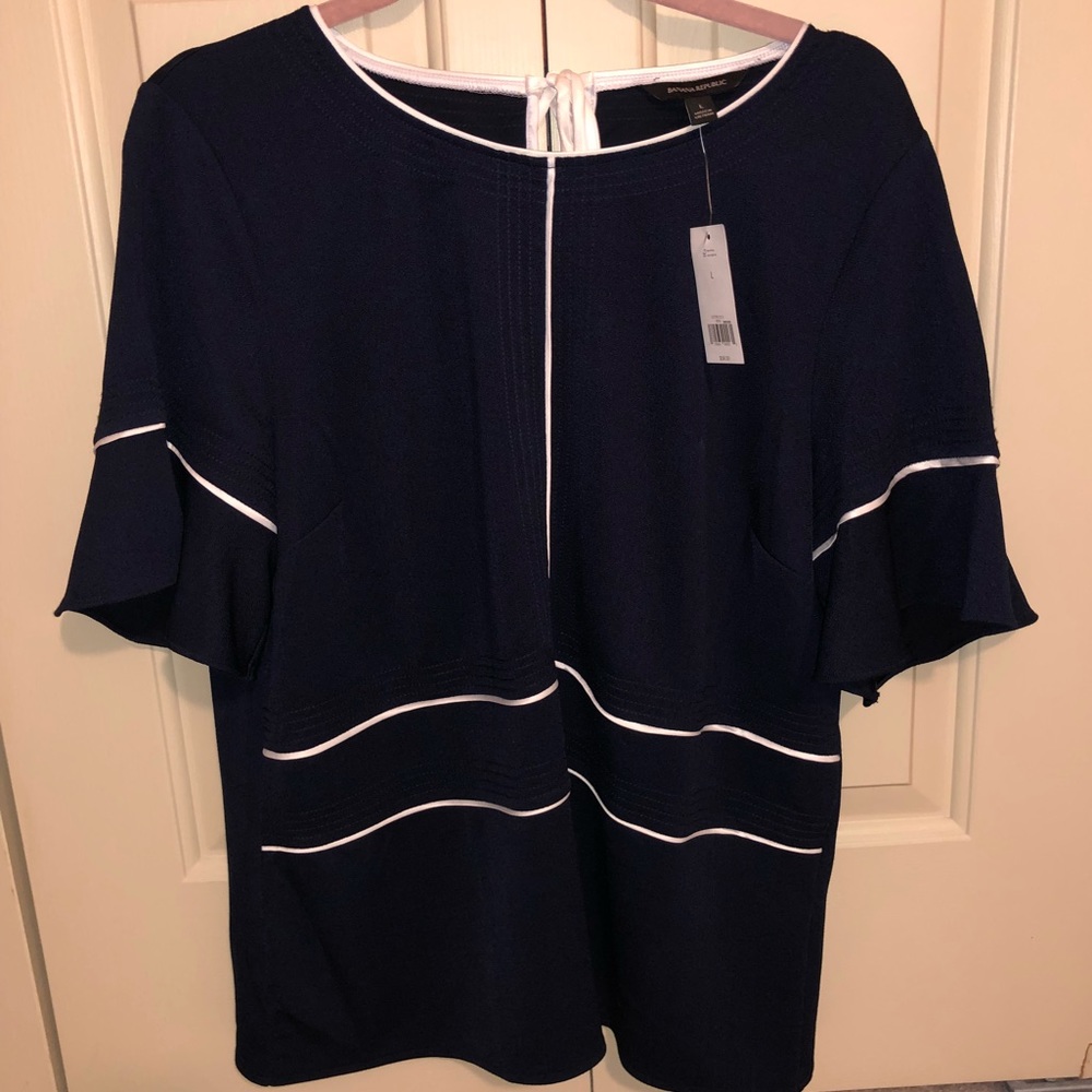 NWT size L Banana Republic top